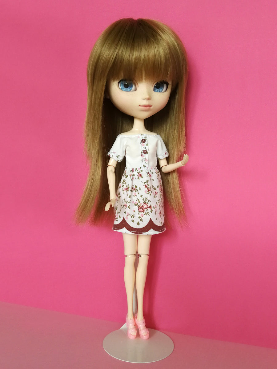 Gathered Sleeve Mini Dress Pattern for Pullip-Type Dolls – Vrooshka
