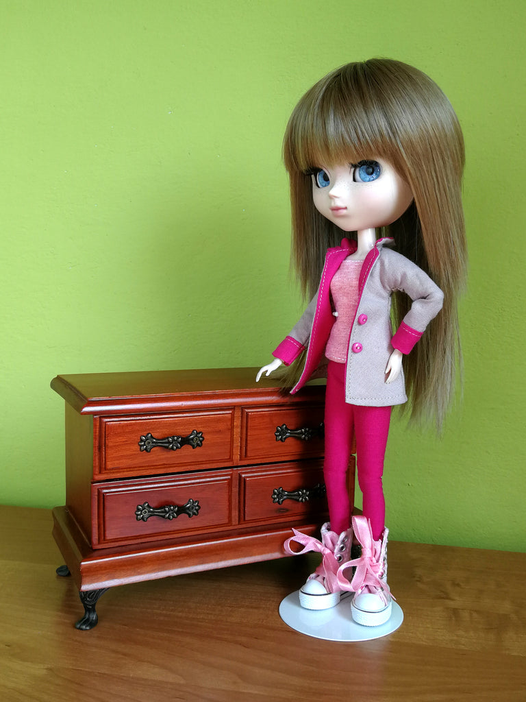 Pullip Pattern Spring Coat Sewing Pattern for Pullip-Type Dolls – Vrooshka