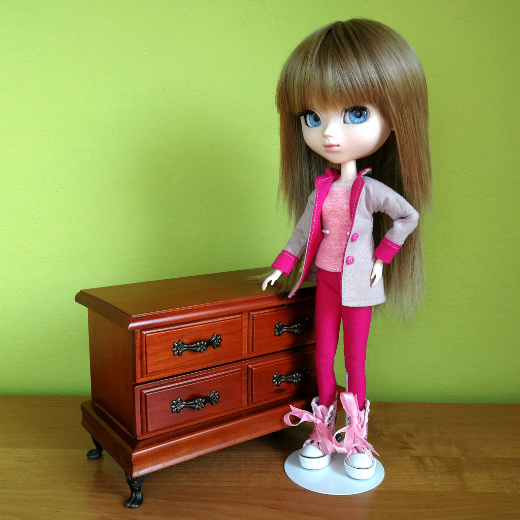 Pullip Pattern Spring Coat Sewing Pattern for Pullip-Type Dolls – Vrooshka